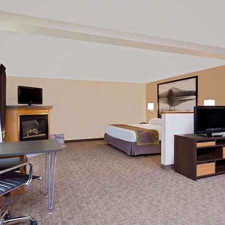 Готель Super 8 By Wyndham Lebanon Екстер'єр фото