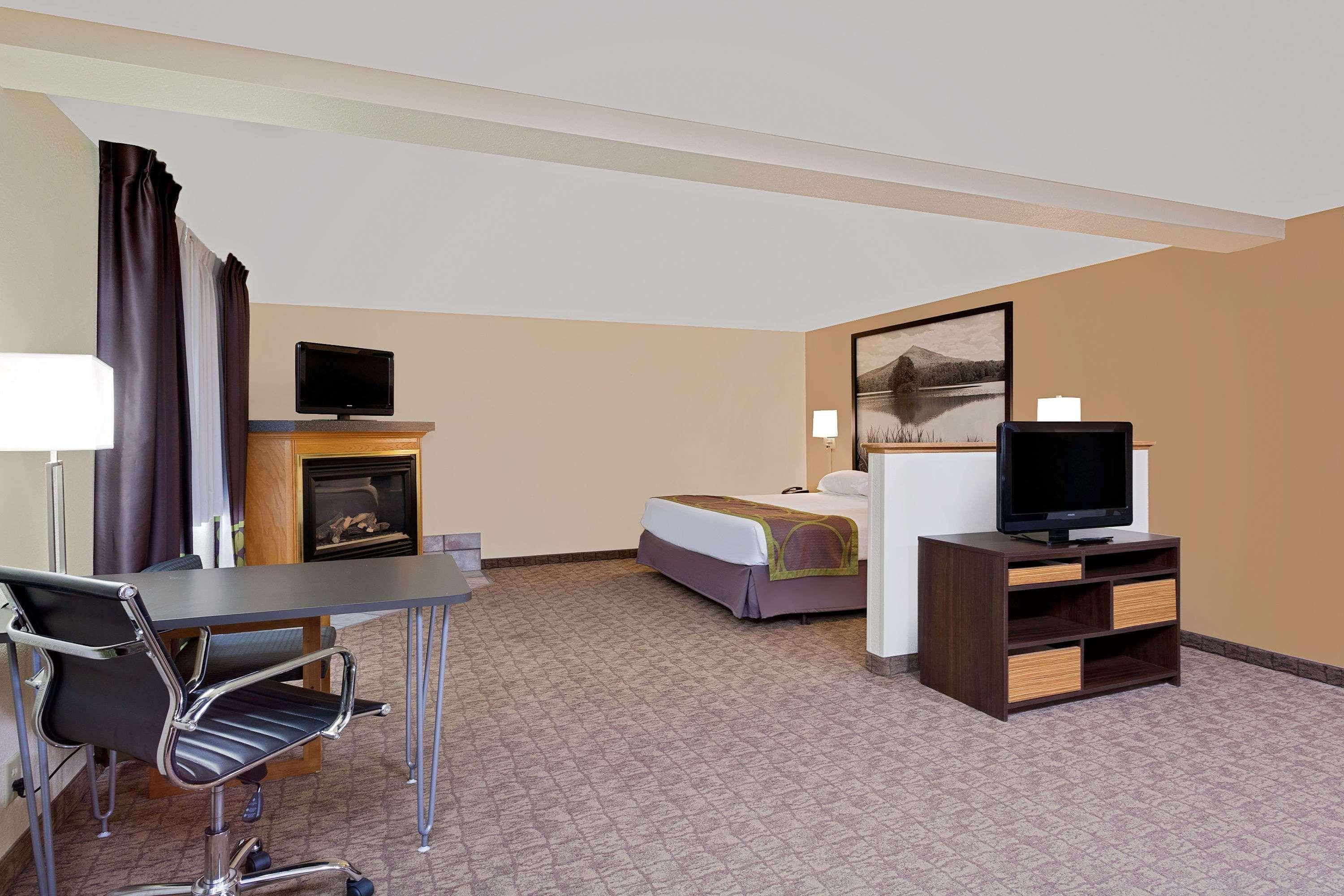 Готель Super 8 By Wyndham Lebanon Екстер'єр фото